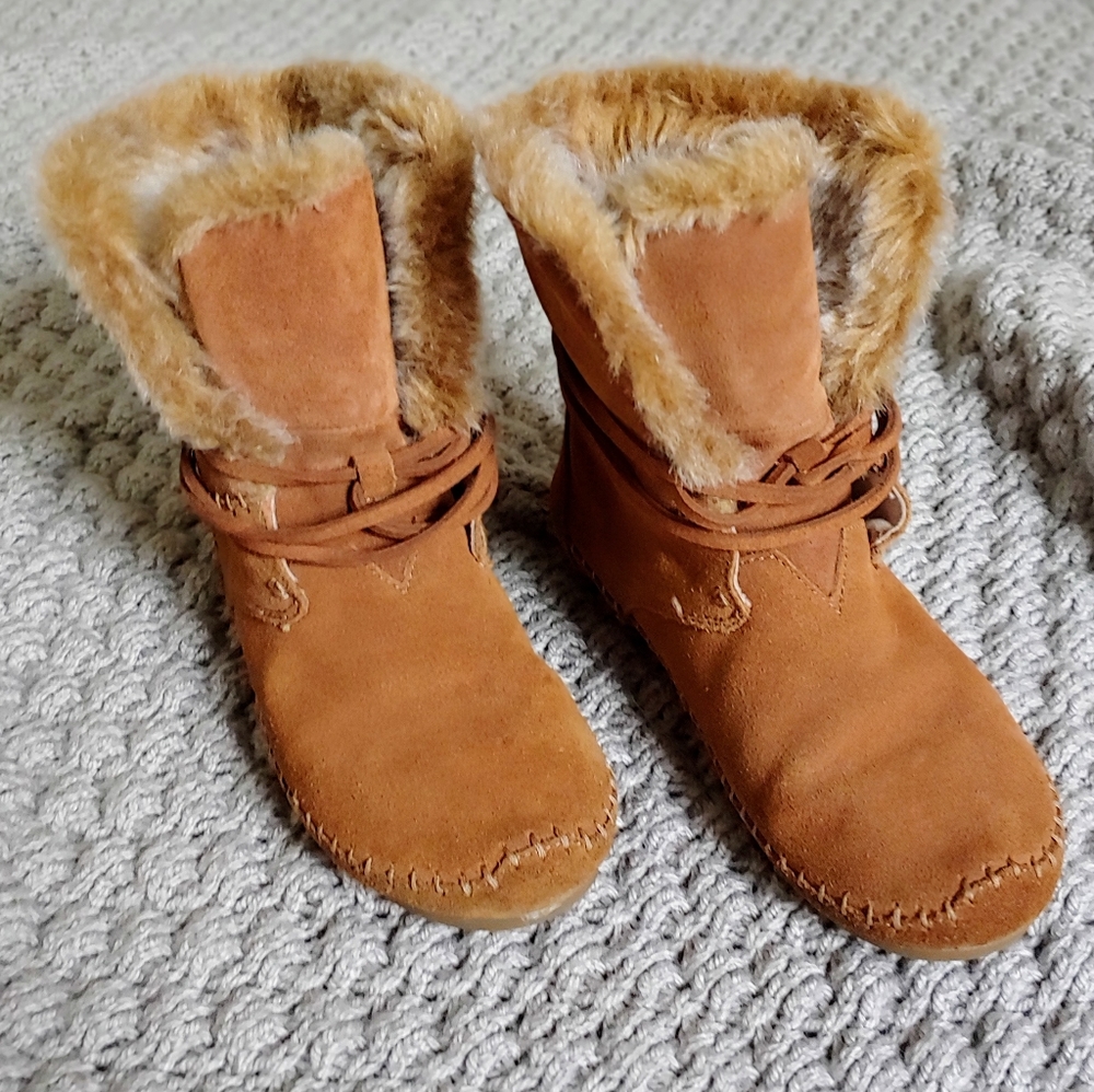 TOMS Womens Zahara Bootie Mocassin Fur Lined